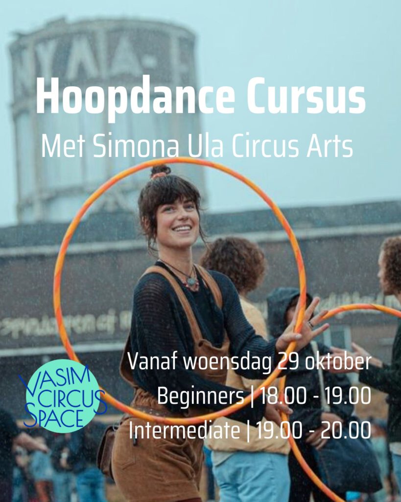 Simone Ula Hoopdance series in oktober 2025